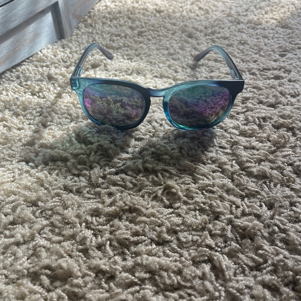 Blenders, Women Polarized, Purple and Blue Sunglasses